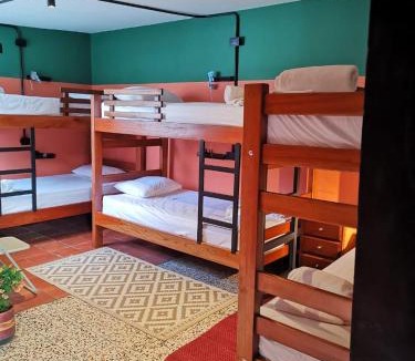 Bucaramanga Bed & Breakfast | La Bonita Guesthouse