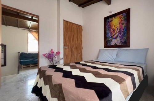Laureles House | Casa Familiar con Sala de Juegos y Espacio para 15 Personas