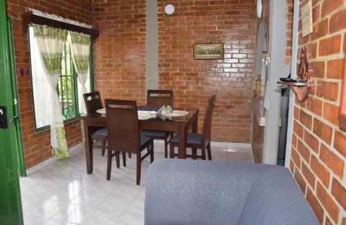 Darien House | Lago Calima Cozy Cabin