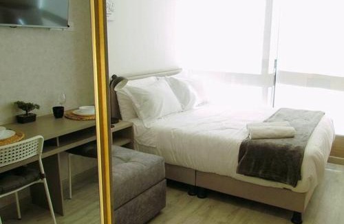 Quinta Paredes Apartment | Mevak Station Apartamento en Corferias