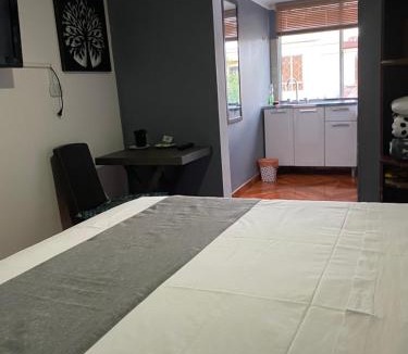 Engativa Hotel | Hotel Boutique Casa Magaly