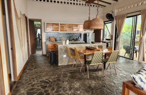 Palomino House | Casa AltoMar