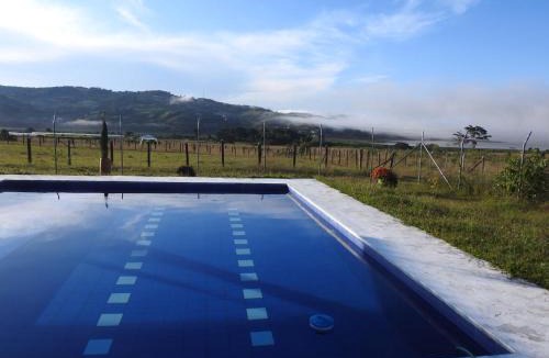 Darien House | Casa Campestre Lago Calima