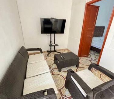 Zona Colonial House | Casa colonial - Jacuzzi - cerca al parque principal - lundry - Tv