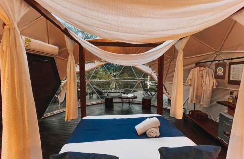 El Penol Hotel | Domus Glamping Guatapé