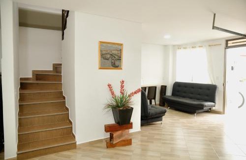 Retiro House | Casa de lujo En la Ceja, con parqueadero y BBQ