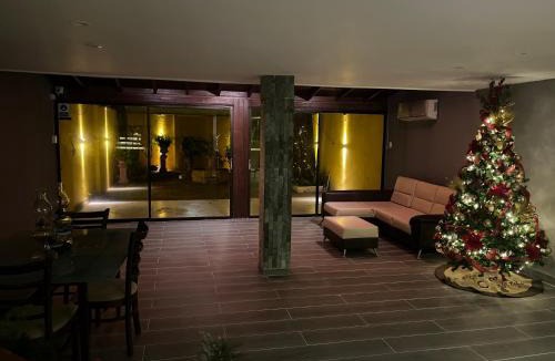El Rodadero House | SACRAMENTO