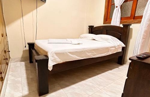 La Victoria Hotel | Casa Hotel Los Fundadores