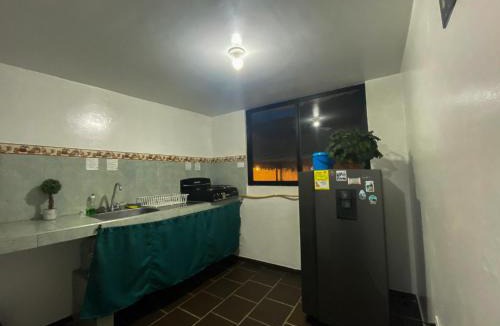 Mongui Hostel | Celaví Hostel "C'est la vie"