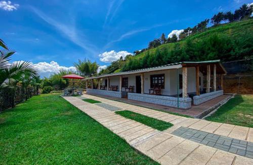 El Penol Ski Chalet | Finca Palma de Coco, Municipio de el Peñol Antioquia