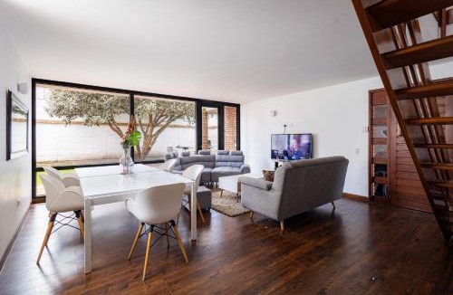 Suba House | Casa con Jacuzzi en Bogota (Weed Friendly)