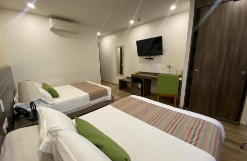 Las Lomas I Hotel | EcoHub Hotel Medellin
