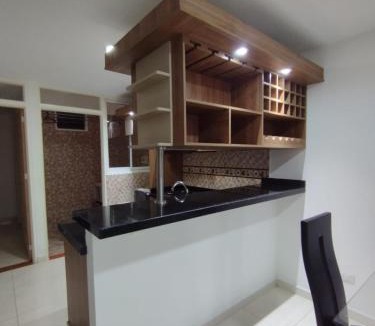 San Gil Apartment | BONITO APARTAMENTO CON GARAJE Piscina fuera del alojamiento a 500 mts