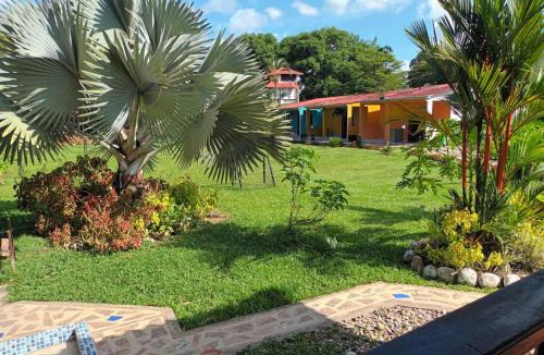 Apiay House | HOSPEDAJE TURÍSTICO CAMPESTRE "Villa Alondra"