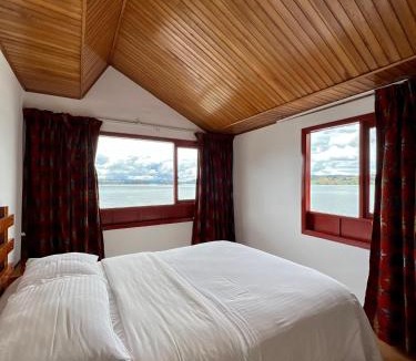 Aquitania Hotel | Hotel Refugio Santa Ines