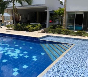 Apulo Villa | Casa Tótem inmersión inolvidable en la naturaleza