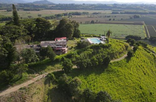 Armenia House | Finca Maratón Alto