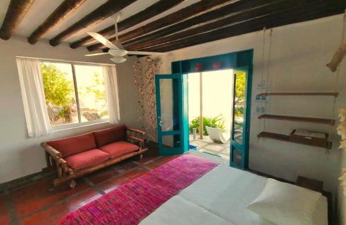 Isla Tintipan Hotel | Casa Tinti
