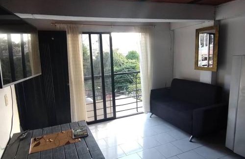 Villa Hermosa Apartment | Apartamento Vista Linda en la Mitad de Medellin