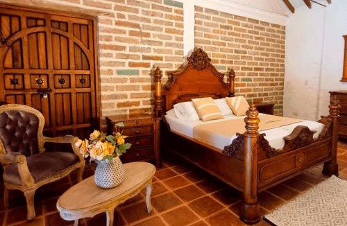 Zona Colonial Hotel | Hotel Santa Barbara Colonial - Santa Fe de Antioquia