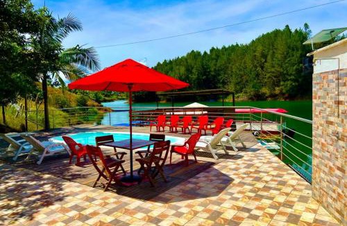 El Penol Villa | Finca Santa Monica Guatape