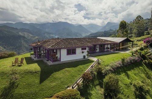Salento Hotel | La Casa en las Nubes