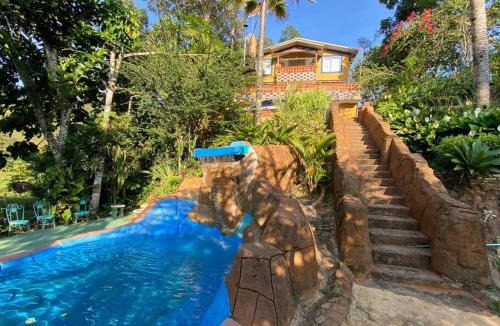 San Rafael Apartment | Casa con piscina balcón cerca al rio san rafael