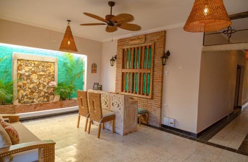 Urbanizacion Eliana Hotel | Colonial Beach Airport Hotel
