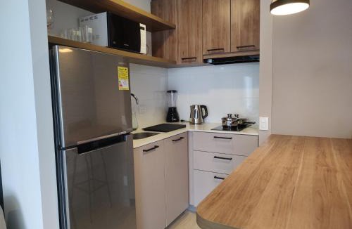 San Patricio Apartment | The Hood 102