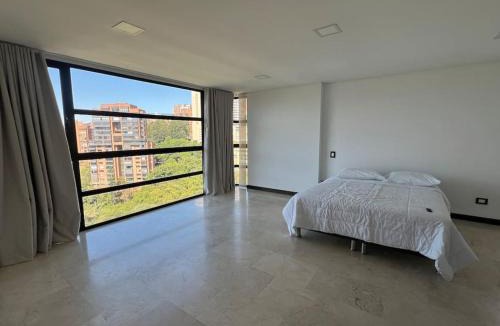 El Castillo Apartment | 1202, Central Apartment in El Poblado + View