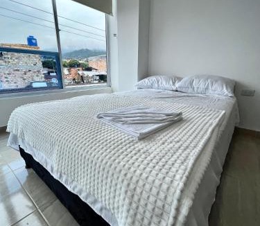 Mesitas del Colegio Apartment | APARTAMENTO FULL HOUSE con BALCON