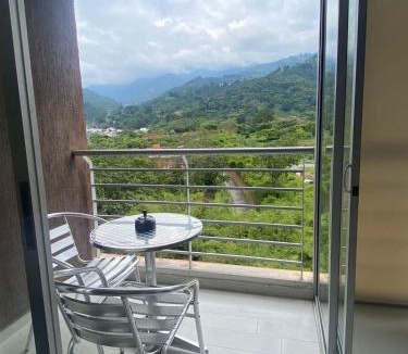 Floridablanca Apartment | Lujoso apartamento piscinagym