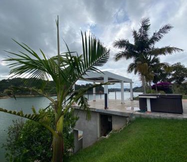 Guatape House | Finca Blue Bay