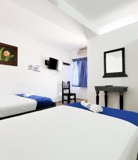 Caucasia Hotel | Hotel Acapulco Caucasia