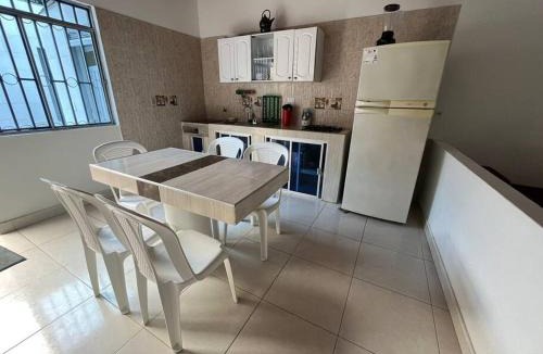 Apulo House | Casa vacacional con piscina y BBQ (Villa Trina)