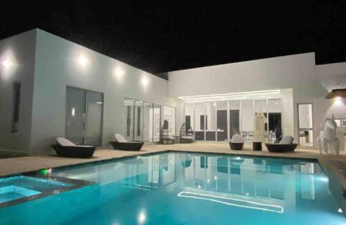 Ricaurte House | Hermosa casa moderna en Girardot