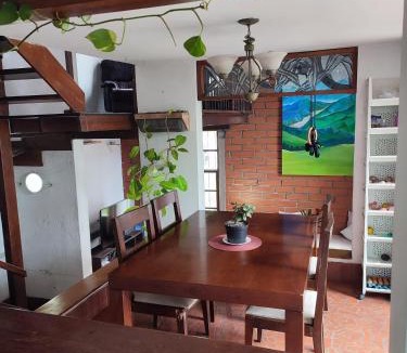 Robledo House | Casa campestre en la ciudad