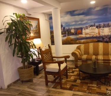 Chapinero Hotel | Alojamiento Mosaic House