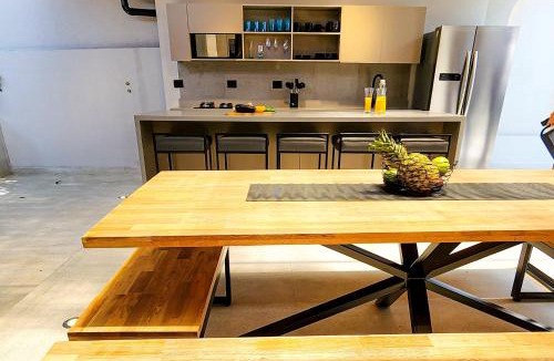 Las Lomas I House | Villa Lomas With Pool & Party Room
