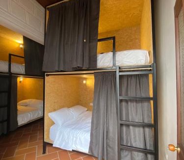 La Candelaria House | banana hostel
