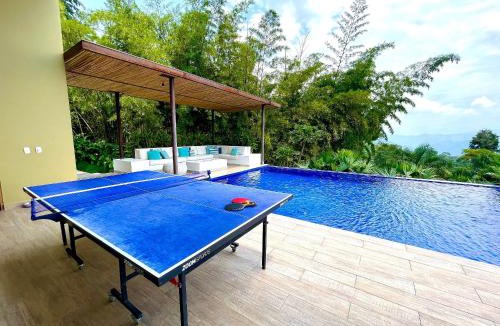 Villeta House | Mágica CASA FINCA de lujo piscina priv, wifi, tv