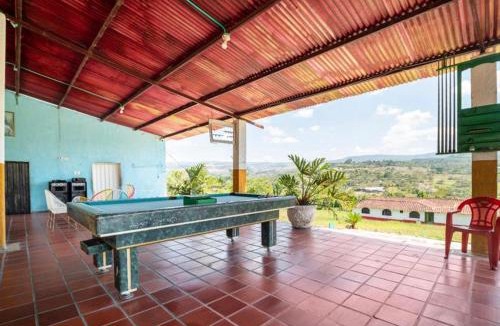 Curiti House | CABAÑAS VILLA EMILY