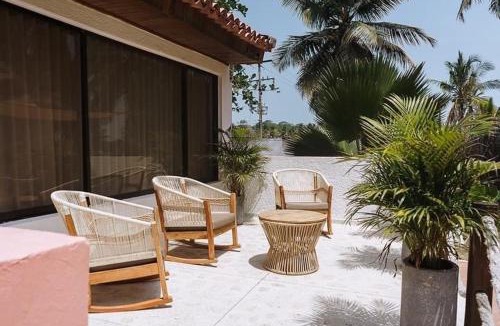 Tierra Bomba Island Hotel | HABITACION TIPO CABAÑA CON BALCON EN ISLA DE TIERRA BOMBA CON DESAYUNO AIRE ACONDICIONADO Y WIFi