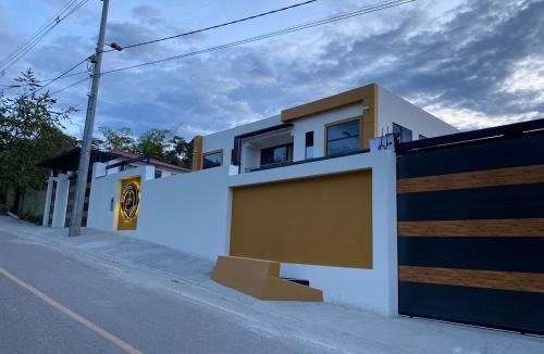 La Mesa Hotel | HOTEL ISIS CONFORT