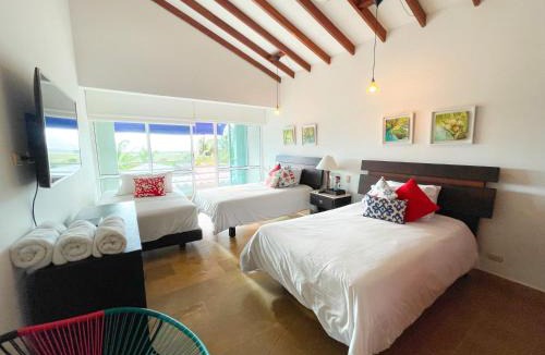 Arroyo de Piedra House | Casa de Playa
