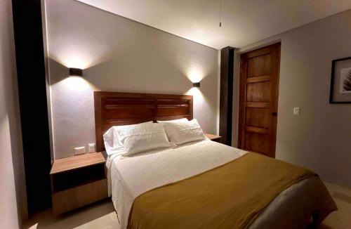 Cartagena Walled City House | Casa Pozo del Carretero