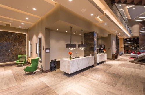 Calle 26 Hotel | Hilton Garden Inn Bogota Airport