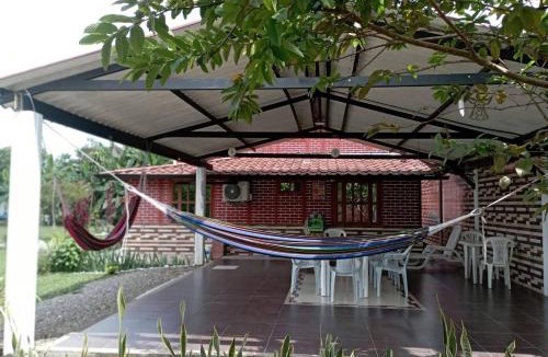 Apiay House | Finca Privada La Rivera