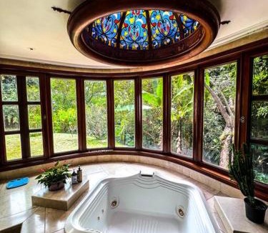 El Poblado Villa | Villa Luz: A Luxurious Mansion in El Poblado