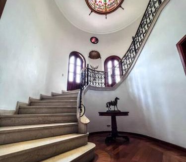 El Poblado Villa | Villa Luz: A Luxurious Mansion in El Poblado